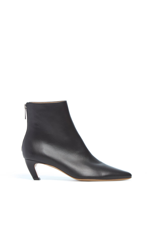 gabriela hearst Clayton Ankle Boot in Black Leather