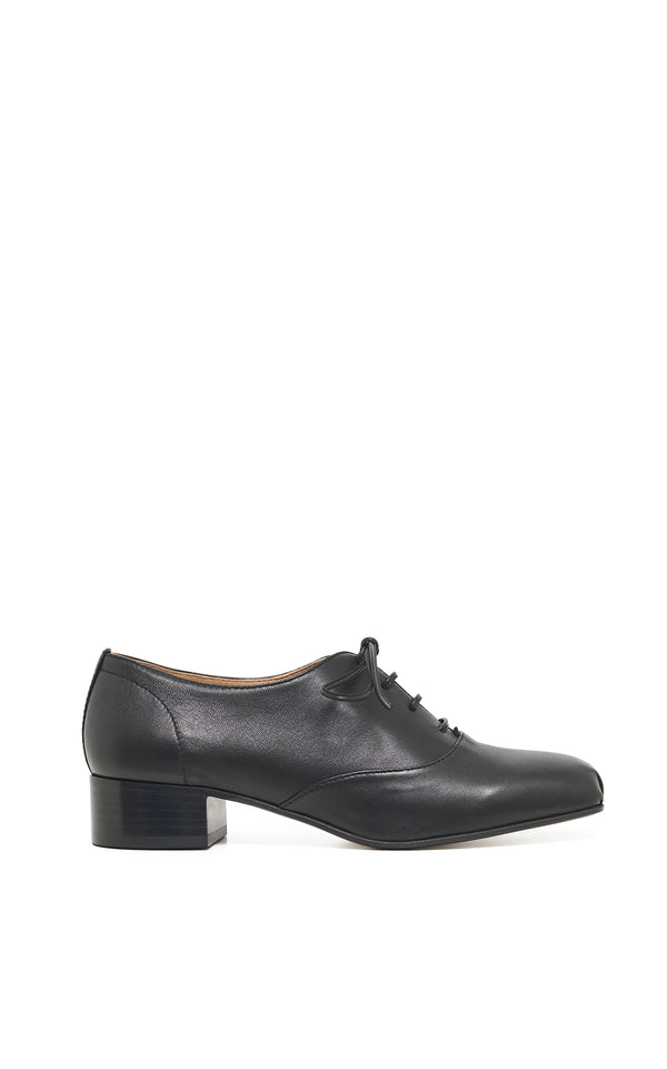 gabriela hearst Clio Oxford Heel in Black Nappa Leather