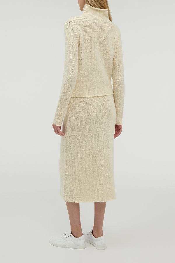 Gabriela Hearst Daina Cropped Knit Turtleneck In Ivory Cashmere