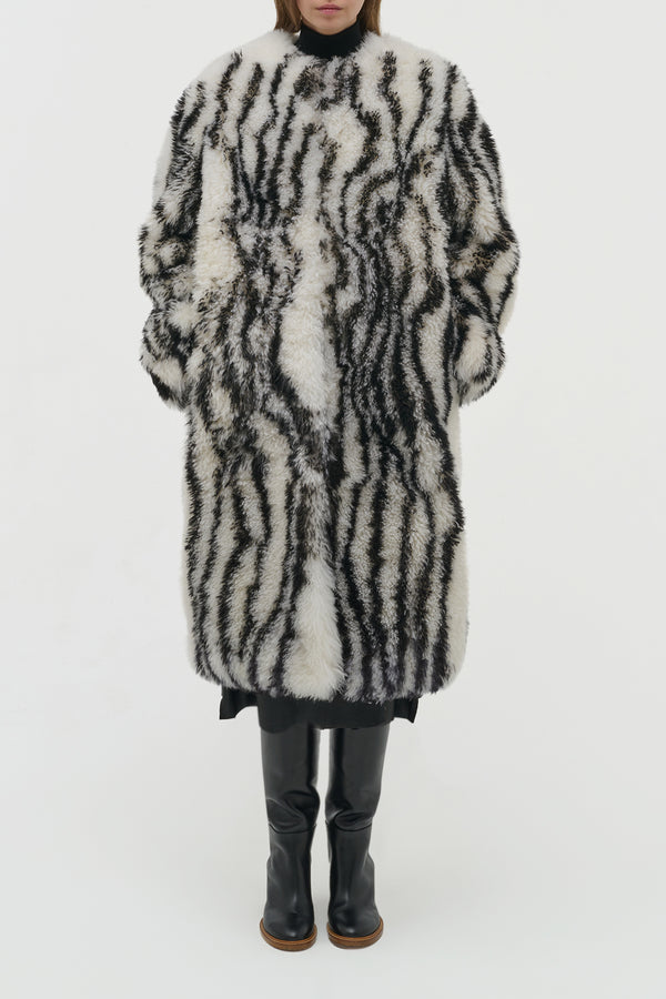 Gabriela Hearst Ebel Coat In Ivory & Black Cashmere Shearling