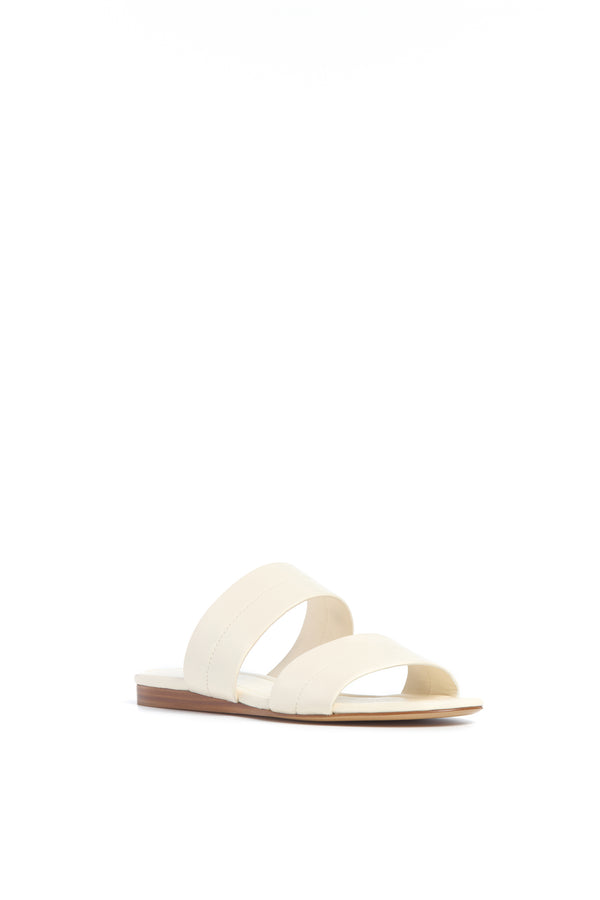 Gabriela Hearst Lora Flat Sandal In Cream Nappa Leather