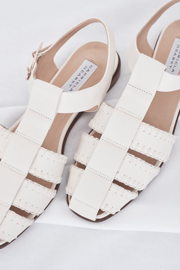 Gabriela Hearst Lynn Flat Sandal In Cream Nappa Leather With Stitch