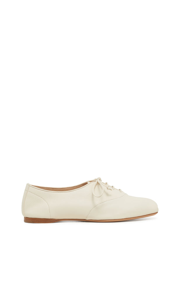 gabriela hearst Maya Oxford Flat Shoe in Ivory Nappa Leather