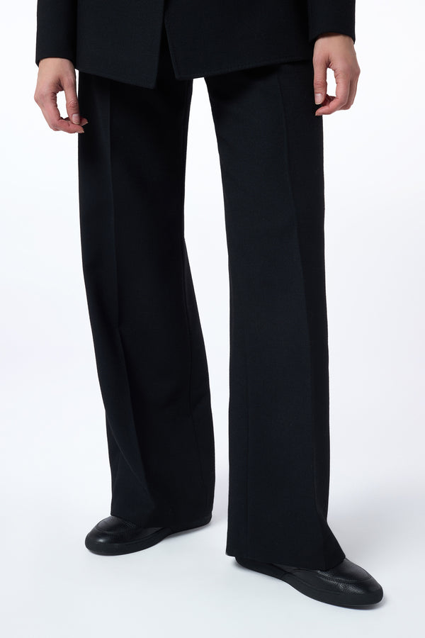 Gabriela Hearst Norman Wide-Leg Pant In Black Recycled Virgin Wool